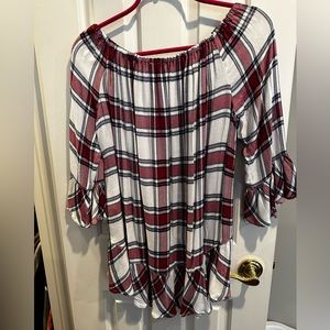 Off Shoulder Plaid Shirt size Large